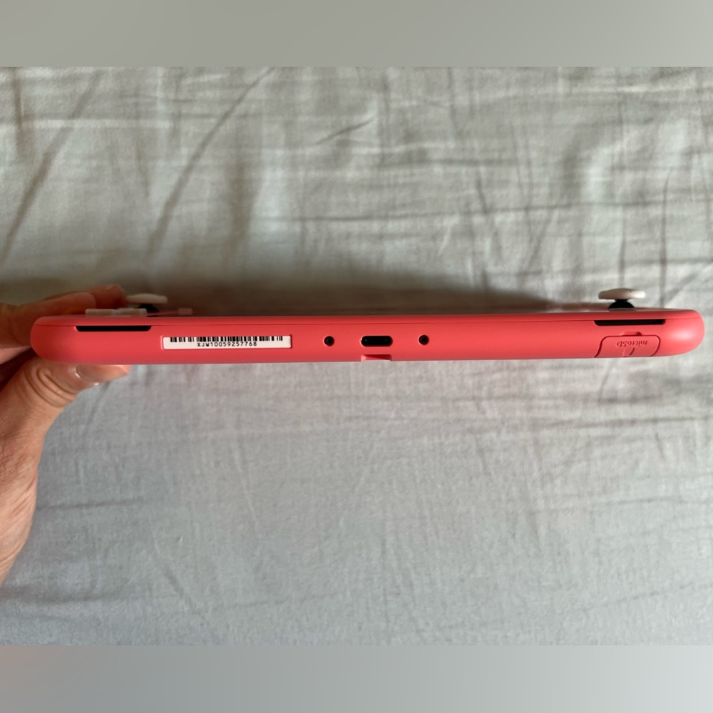 LIKE NEW!! Nintendo Switch Lite - Pink/ coral - Picture 9 of 9